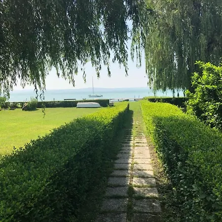 Csendvilla Villa Balatonudvari